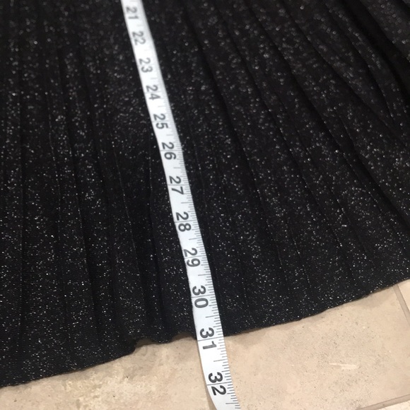 Nic & Zoe pleated knit black midi skirt, waist 26” - Picture 13 of 17